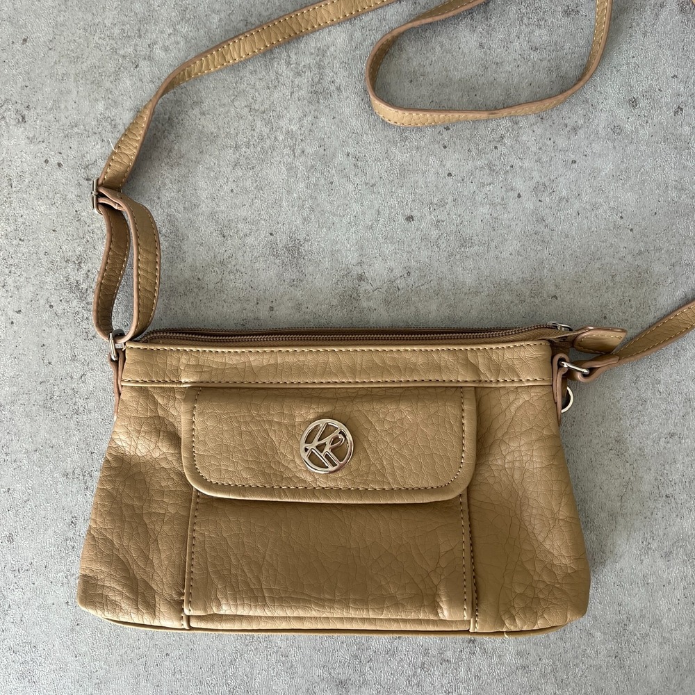Kim Rogers Tan Camel Faux Leather‎ Crossbody Purse Handbag Travel Small Passport